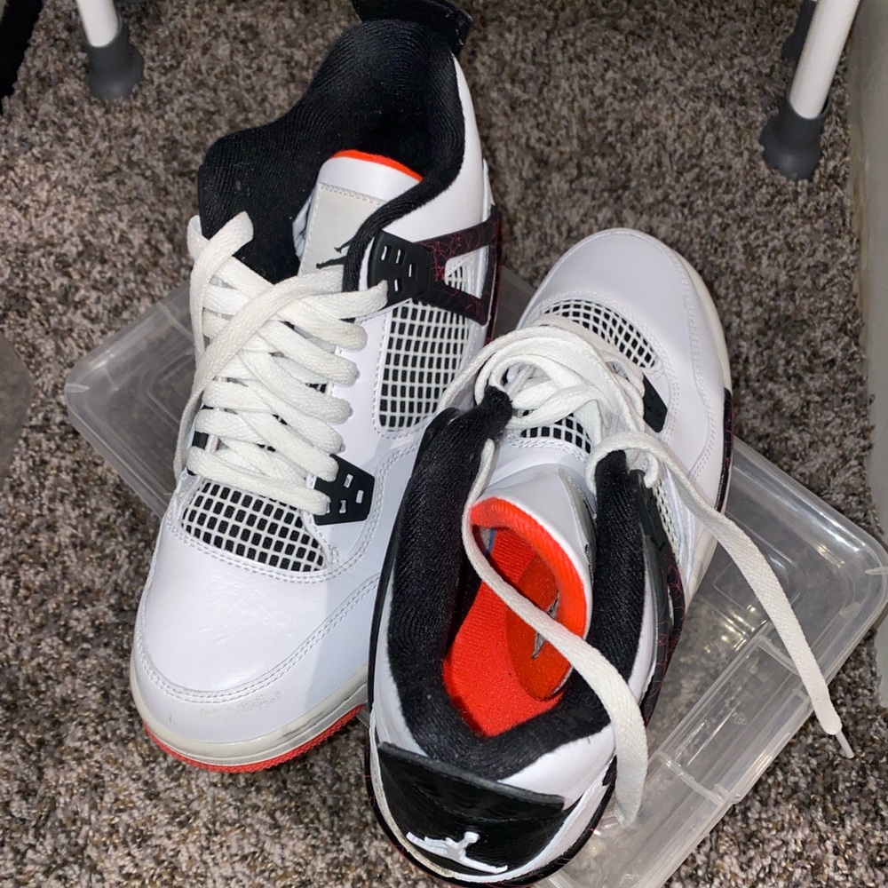 Retro 4 Jordan’s, size 6.5
